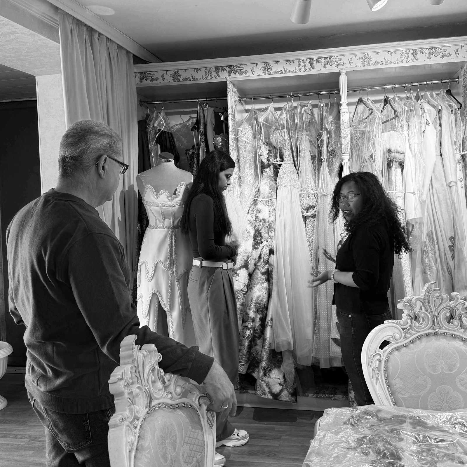 A Diplomatic Touch of Elegance: Austrian Ambassador Visits Kamilla by Yes Couture